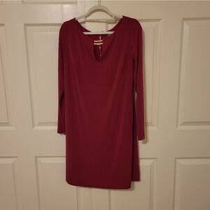 Vince Camuto burgundy long-sleeved midi dress